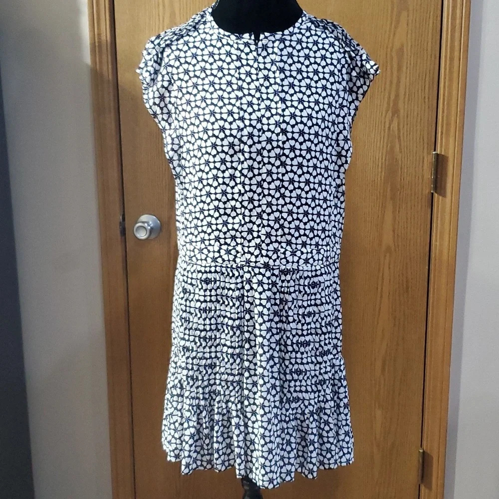 Rebecca minkoff pleated heart cap flutter sleeve dress lightweight